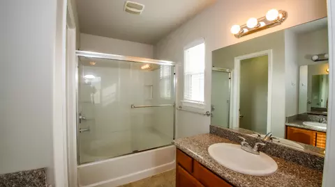 2143 Vienna Way, Redding, CA 96003 photo 22