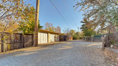 1132 Walnut Ave, Redding, CA 96001 photo 15