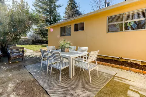 765 Lincoln St, Redding, CA 96001 photo 38