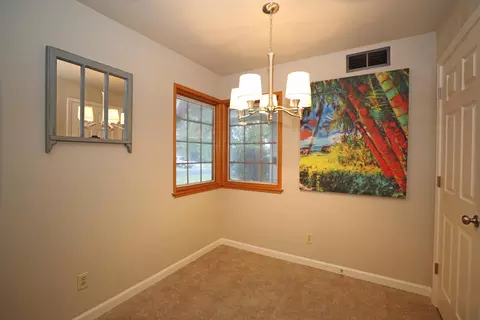 2097 Elmira Dr, Redding, CA 96001 photo 7
