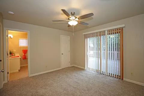2097 Elmira Dr, Redding, CA 96001 photo 11