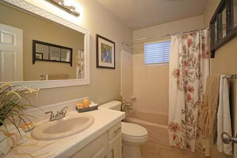 2097 Elmira Dr, Redding, CA 96001 photo 10