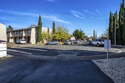 1211 Wurch Way, Redding, CA 96002 photo 15