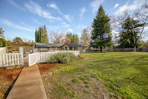 4370 Alta Mesa Dr, Redding, CA 96002 photo 33