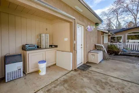 4370 Alta Mesa Dr, Redding, CA 96002 photo 39
