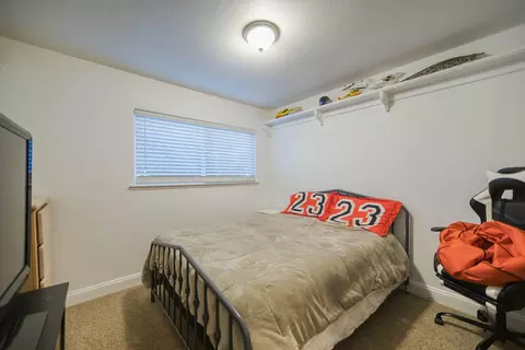 4370 Alta Mesa Dr, Redding, CA 96002 photo 22
