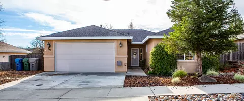 745 Grants Pass, Redding, CA 96003 photo 1