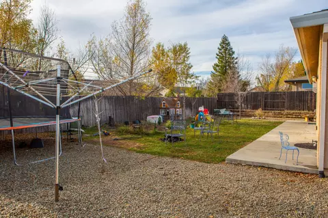 745 Grants Pass, Redding, CA 96003 photo 25