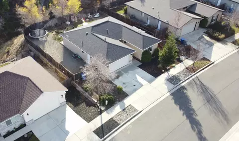 745 Grants Pass, Redding, CA 96003 photo 7