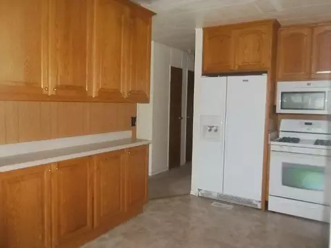 4473 Nugget Ln, Redding, CA 96003 photo 4