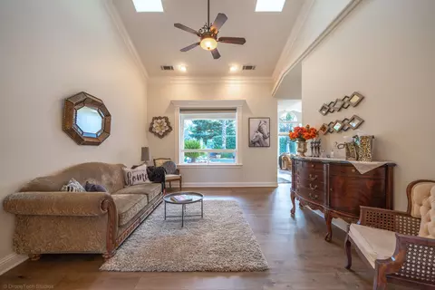 2623 Casabella Dr, Redding, CA 96002 photo 6