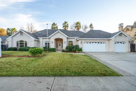 2623 Casabella Dr, Redding, CA 96002 photo 1