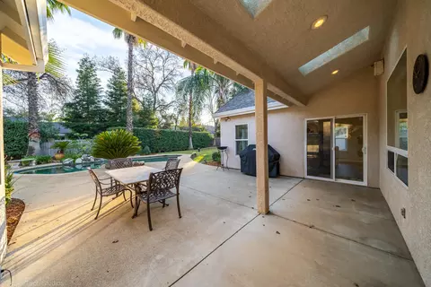 2623 Casabella Dr, Redding, CA 96002 photo 23