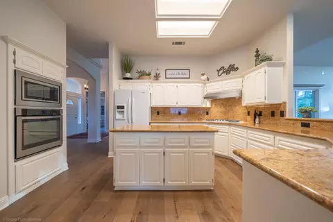 2623 Casabella Dr, Redding, CA 96002 photo 10