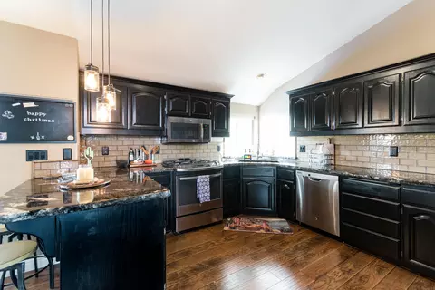 2275 Cumberland Dr, Redding, CA 96001 photo 9
