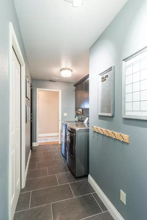 2275 Cumberland Dr, Redding, CA 96001 photo 16