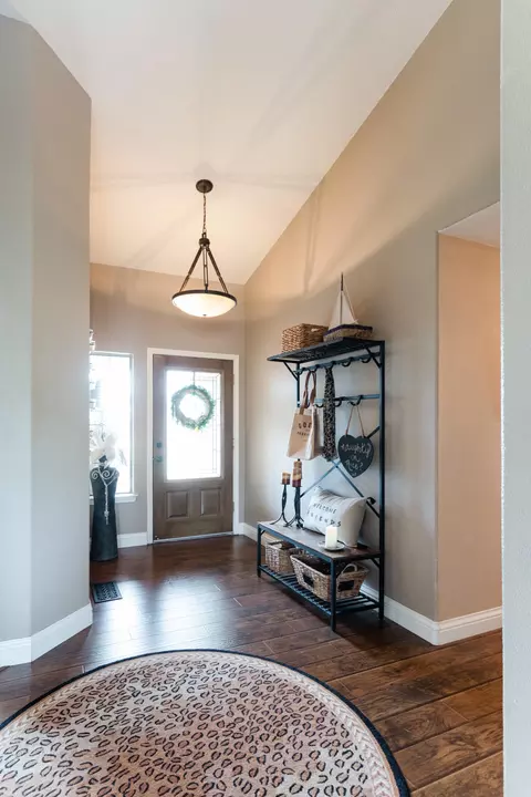 2275 Cumberland Dr, Redding, CA 96001 photo 12