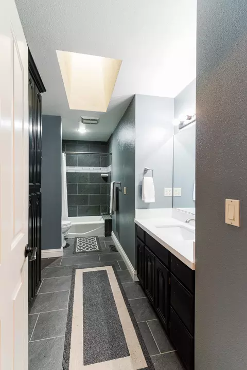 2275 Cumberland Dr, Redding, CA 96001 photo 18