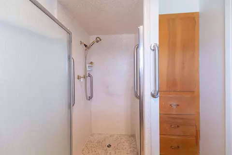 700 Oleta Dr, Redding, CA 96003 photo 18