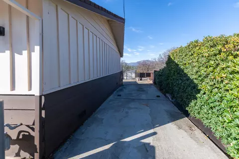 700 Oleta Dr, Redding, CA 96003 photo 24