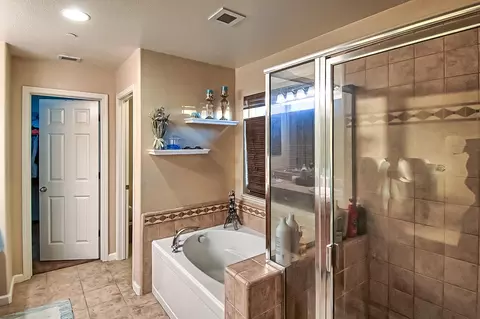 3401 Carlsbad Ln, Redding, CA 96002 photo 31