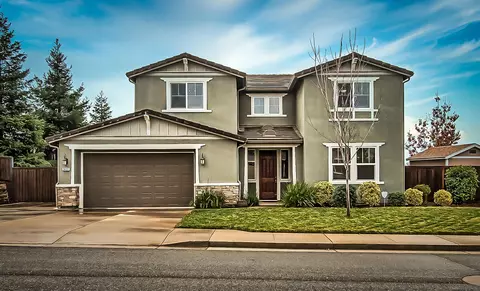 3401 Carlsbad Ln, Redding, CA 96002 photo 1