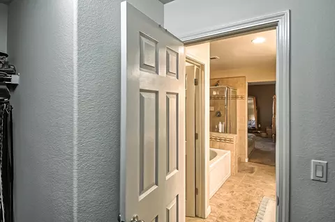 3401 Carlsbad Ln, Redding, CA 96002 photo 32