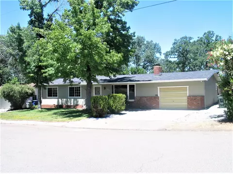 1298 Dusty Ln, Redding, CA 96002 photo 3