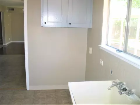1298 Dusty Ln, Redding, CA 96002 photo 18