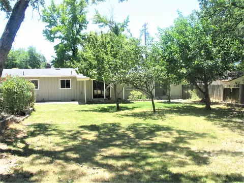 1298 Dusty Ln, Redding, CA 96002 photo 20
