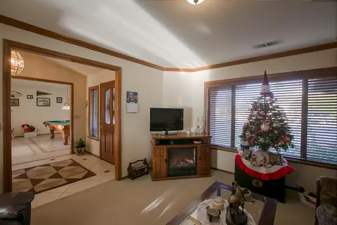 2897 Panorama Dr, Redding, CA 96003 photo 8