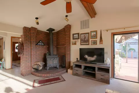 2897 Panorama Dr, Redding, CA 96003 photo 12