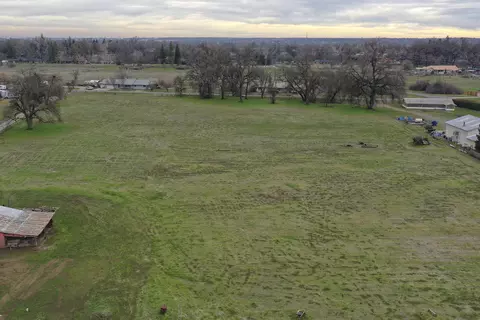 6454 Churn Creek Rd, Redding, CA 96002 photo 3