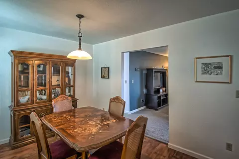 1052 Camelot Ct, Redding, CA 96003 photo 14