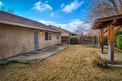 2231 Shenandoah Dr, Anderson, CA 96007 photo 32