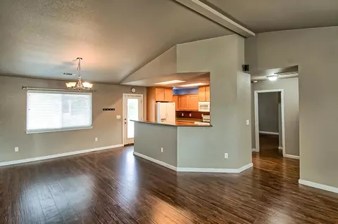 2231 Shenandoah Dr, Anderson, CA 96007 photo 8