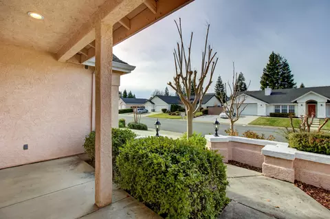 2175 Adirondack Dr, Redding, CA 96001 photo 5