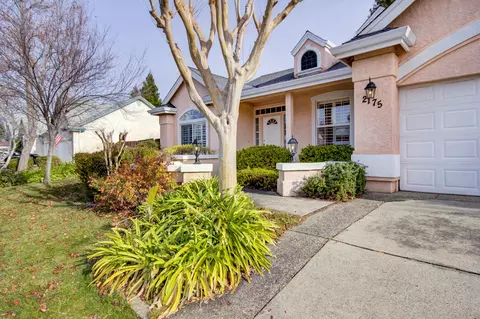 2175 Adirondack Dr, Redding, CA 96001 photo 4
