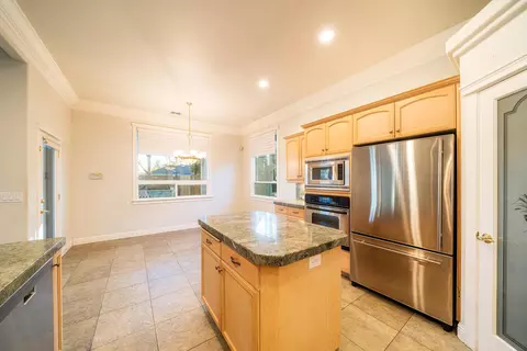 2793 Montana Sky Dr, Redding, CA 96002 photo 10