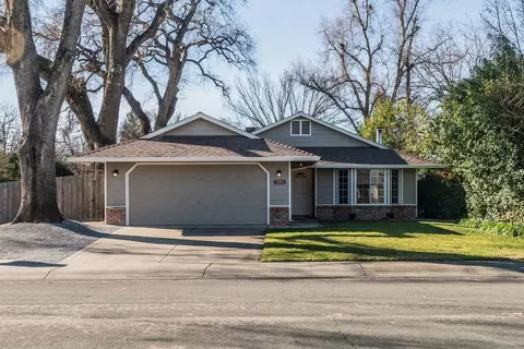 6774 Irving Rd, Redding, CA 96001 photo 1