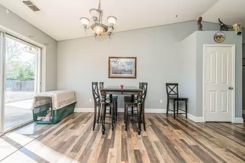 6774 Irving Rd, Redding, CA 96001 photo 13