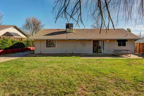 1466 Rose Tree Ln, Redding, CA 96003 photo 30