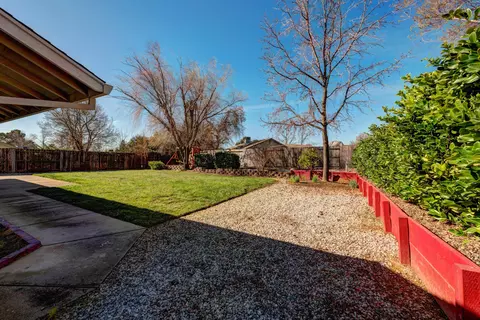 1466 Rose Tree Ln, Redding, CA 96003 photo 35