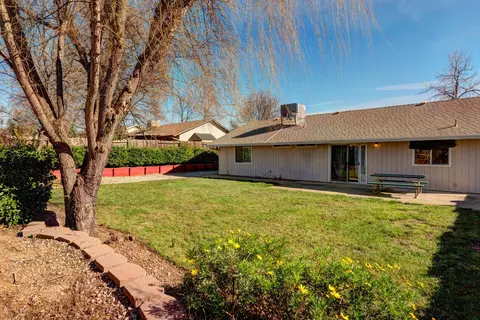 1466 Rose Tree Ln, Redding, CA 96003 photo 29