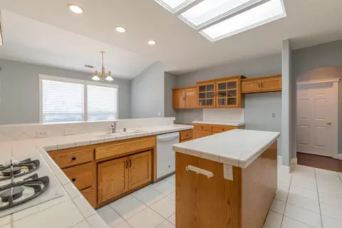 5964 La Quinta Ct, Redding, CA 96003 photo 8