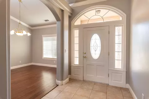 5964 La Quinta Ct, Redding, CA 96003 photo 3