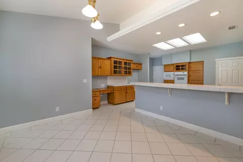 5964 La Quinta Ct, Redding, CA 96003 photo 7