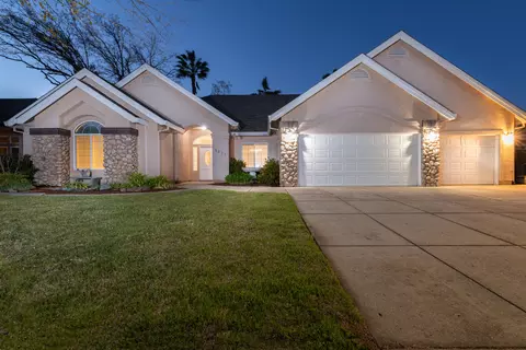 5964 La Quinta Ct, Redding, CA 96003 photo 1
