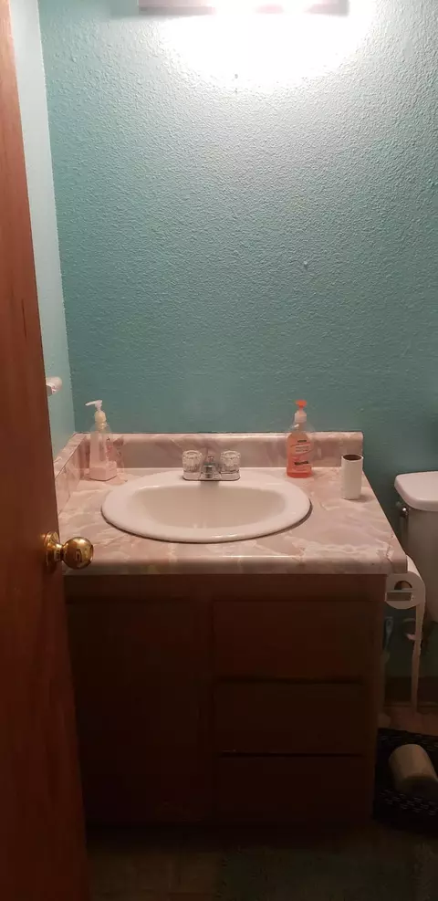 3413 West St, Redding, CA 96001 photo 8