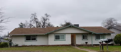 3413 West St, Redding, CA 96001 photo 1